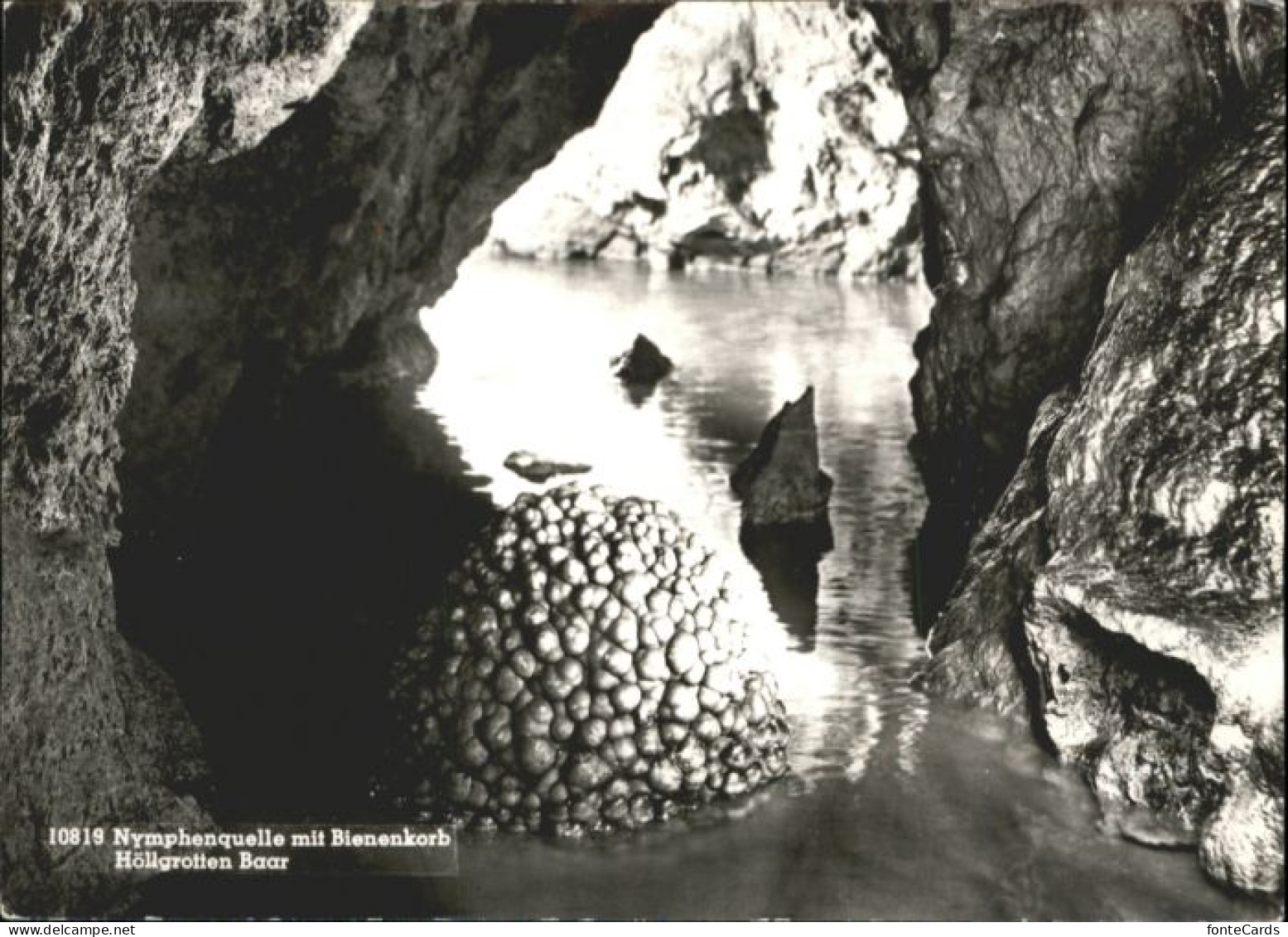 Baar ZG Baar Hoellengrotten Nymphenquelle Bienenkorb