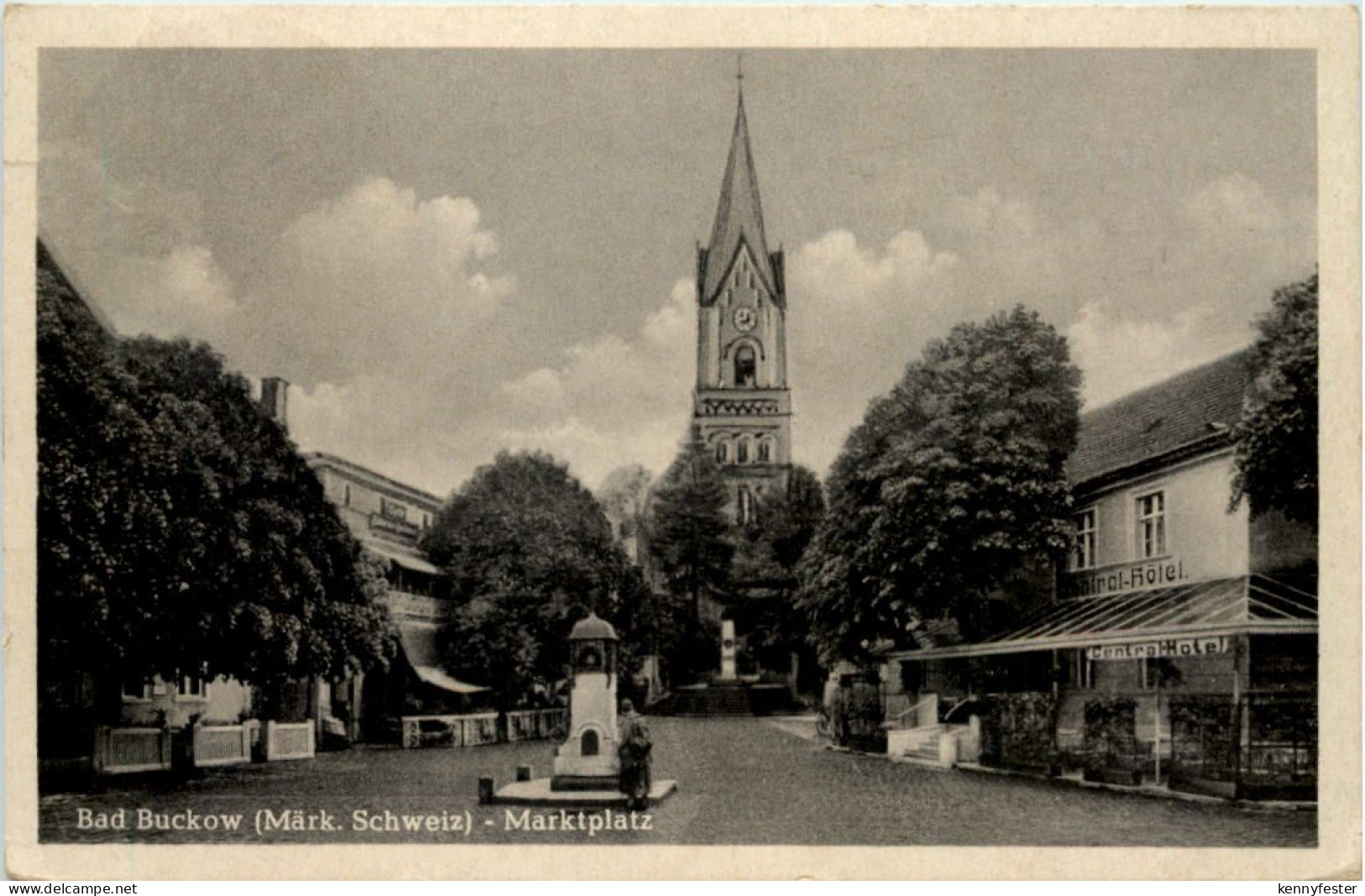 Bad Buckow, Marktplatz