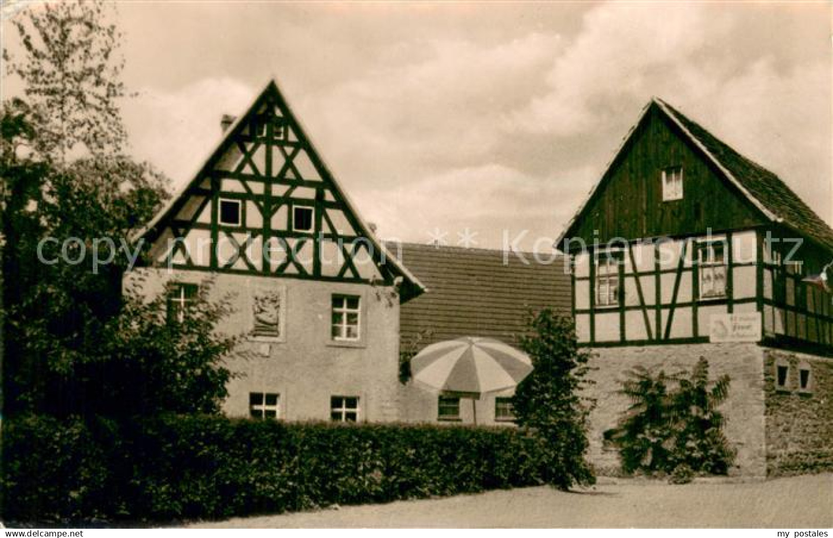 Bad Koestritz HOG-Frosch Alte Dorfschaenke Fachwerkhaeuser