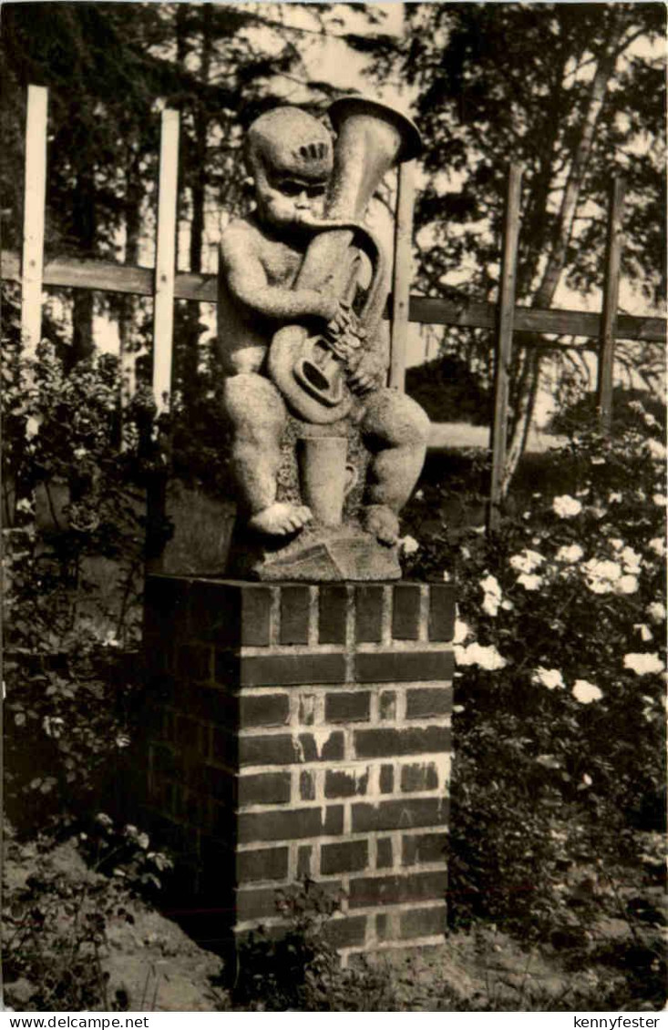 Bad Lausick, Im Rosengarten