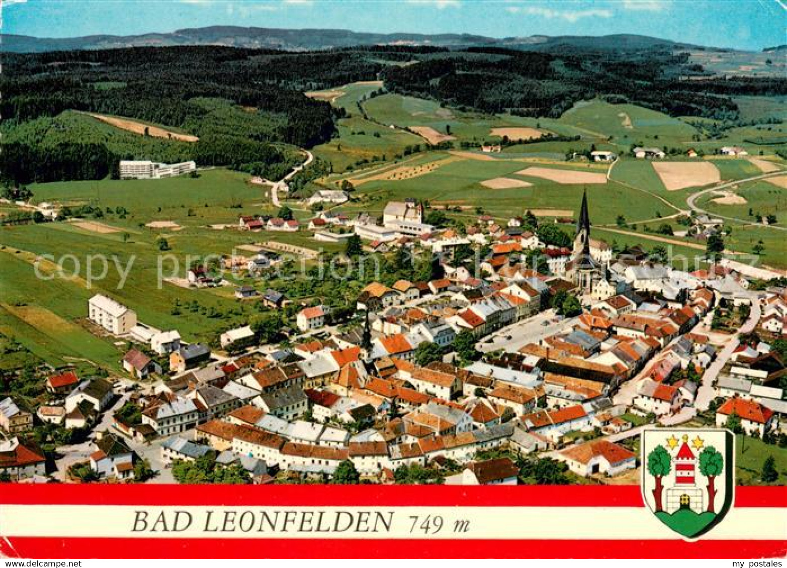 Bad Leonfelden mit Moor- und Kneippkuranstalt am Waldrand Fliegeraufnahme
