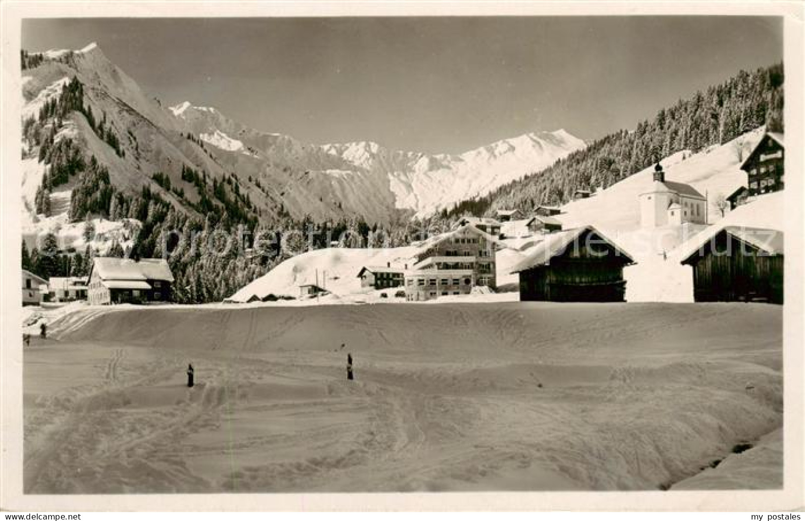 Bad-Mittelberg Baad-Mittelberg Kleinwalsertal AT mit Sterzeljoch