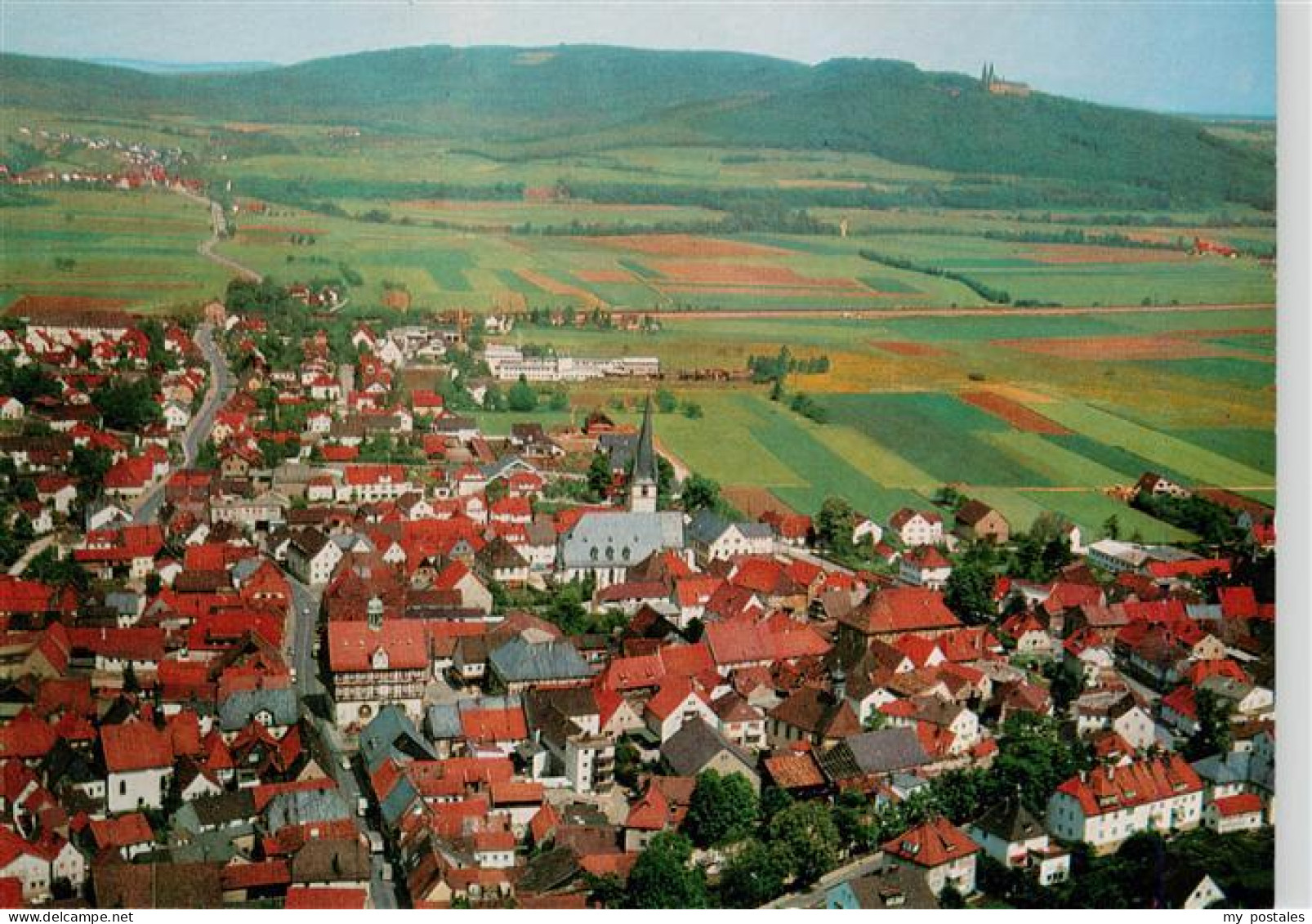 Bad Staffelstein Staffelstein Schloss-Banz Kirche Stadtansicht Felder Huegel Luf