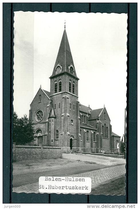 BAELEN: St Hubertuskerk, niet gelopen postkaart (Uitg Moons) (GA18825)