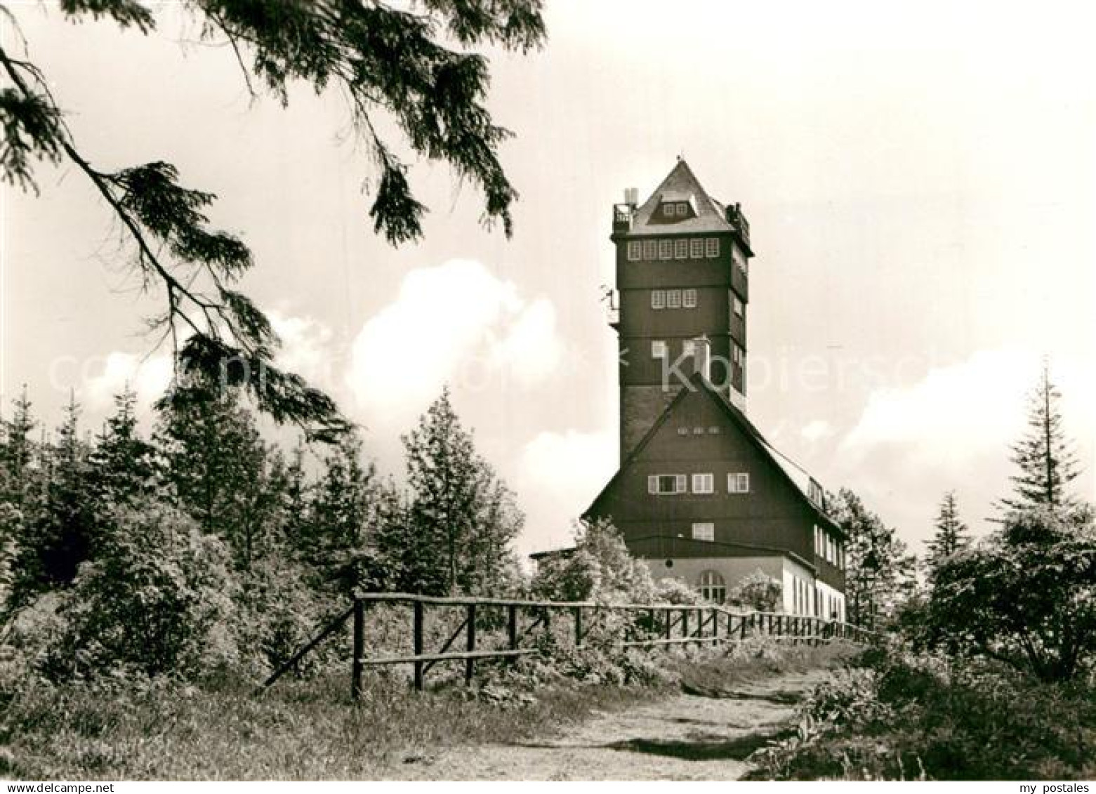Baerenstein Annaberg-Buchholz Berghaus auf dem Baerenstein Aussichtsturm