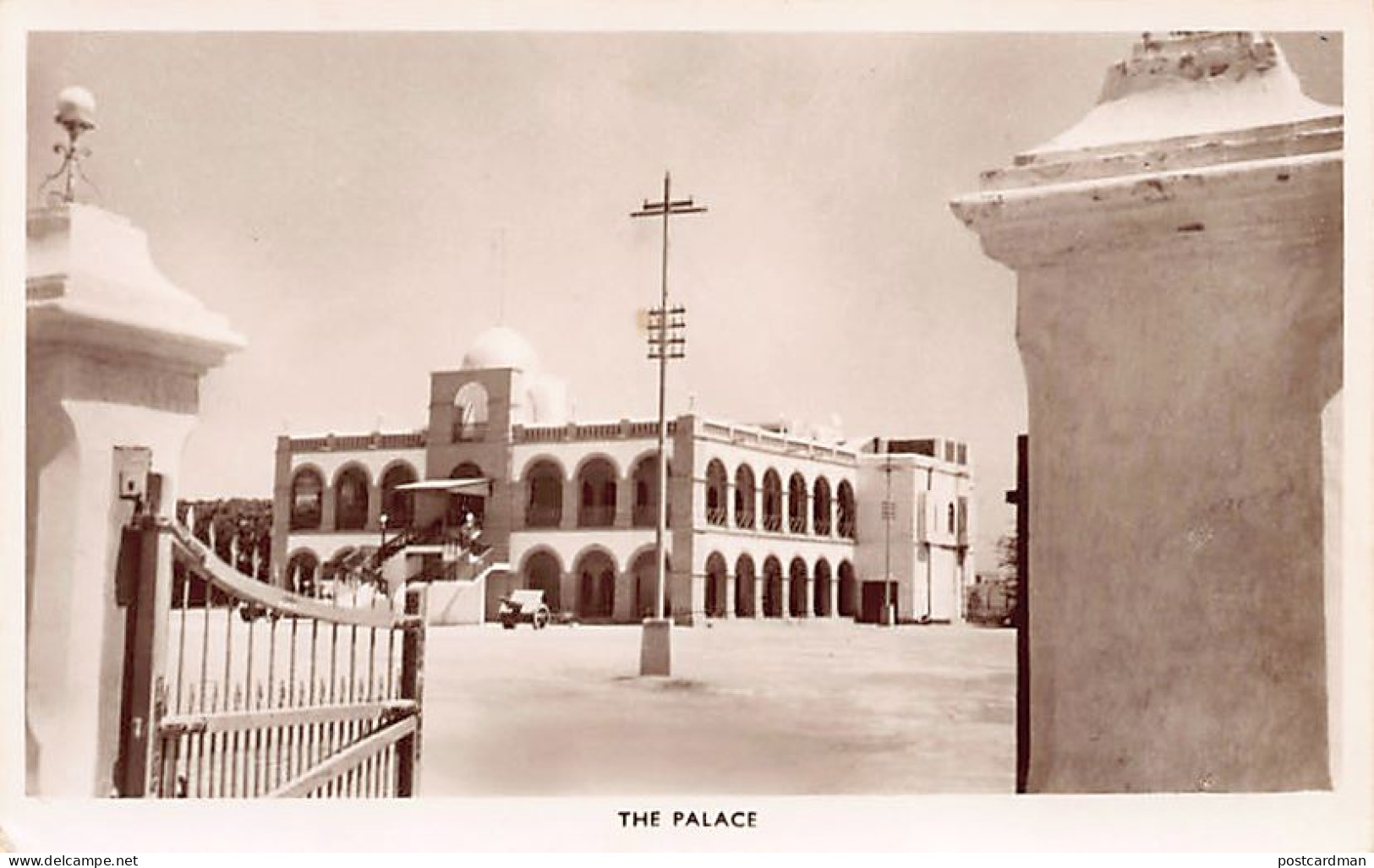 BAHRAIN - The Palace - REAL PHOTO