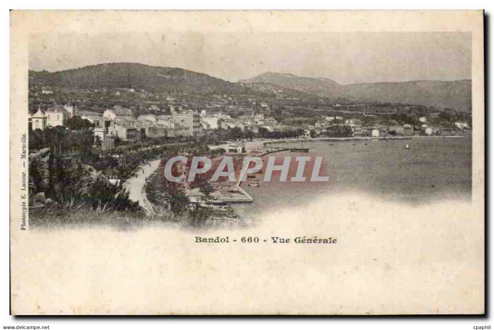 Bandol sur mer CPA Vue generale