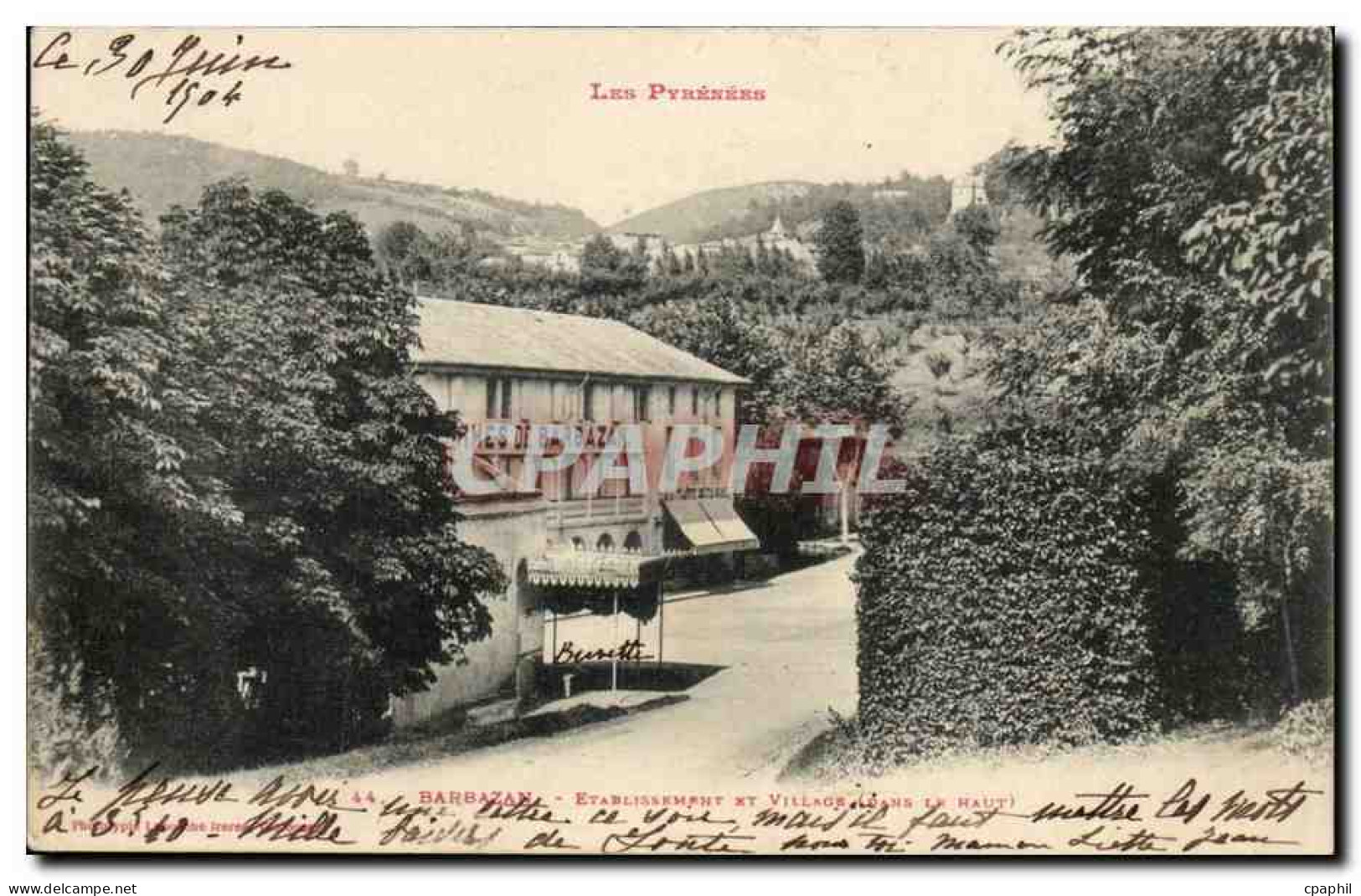 Barbazan CPA Etablissement et village (dans le haut)