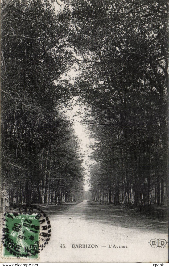 Barbizon - L'Avenue - CPA