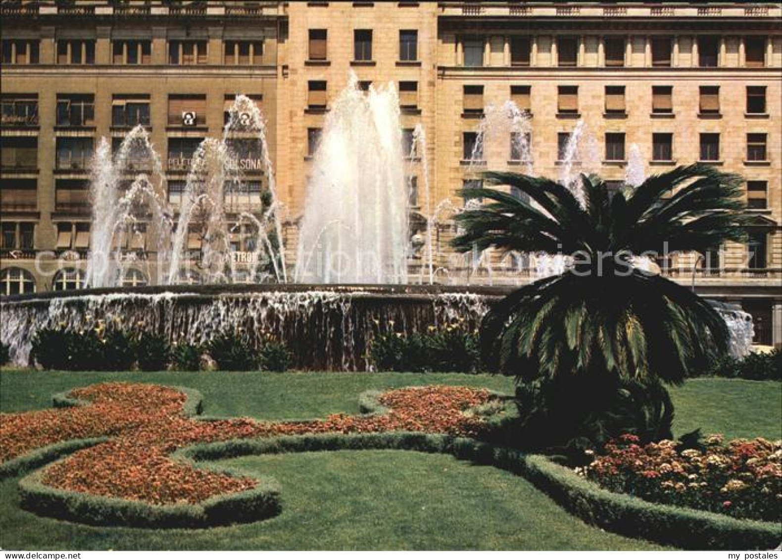 Barcelona Cataluna Plaza de Cataluna Fontana Springbrunnen
