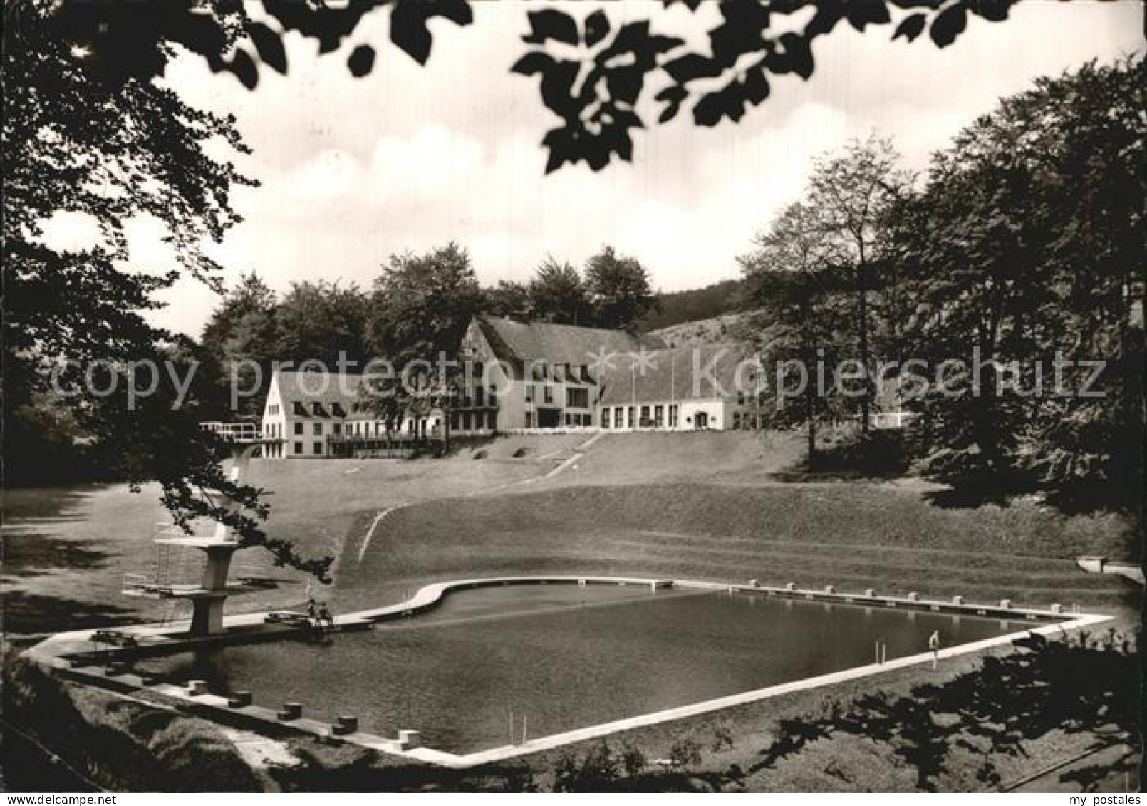 Barsinghausen Fussballverbandsheim Schwimmbecken