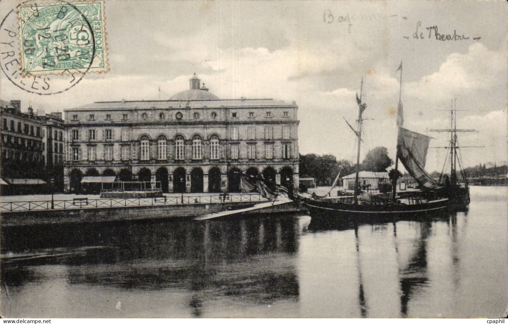 Bayonne CPA Le theatre