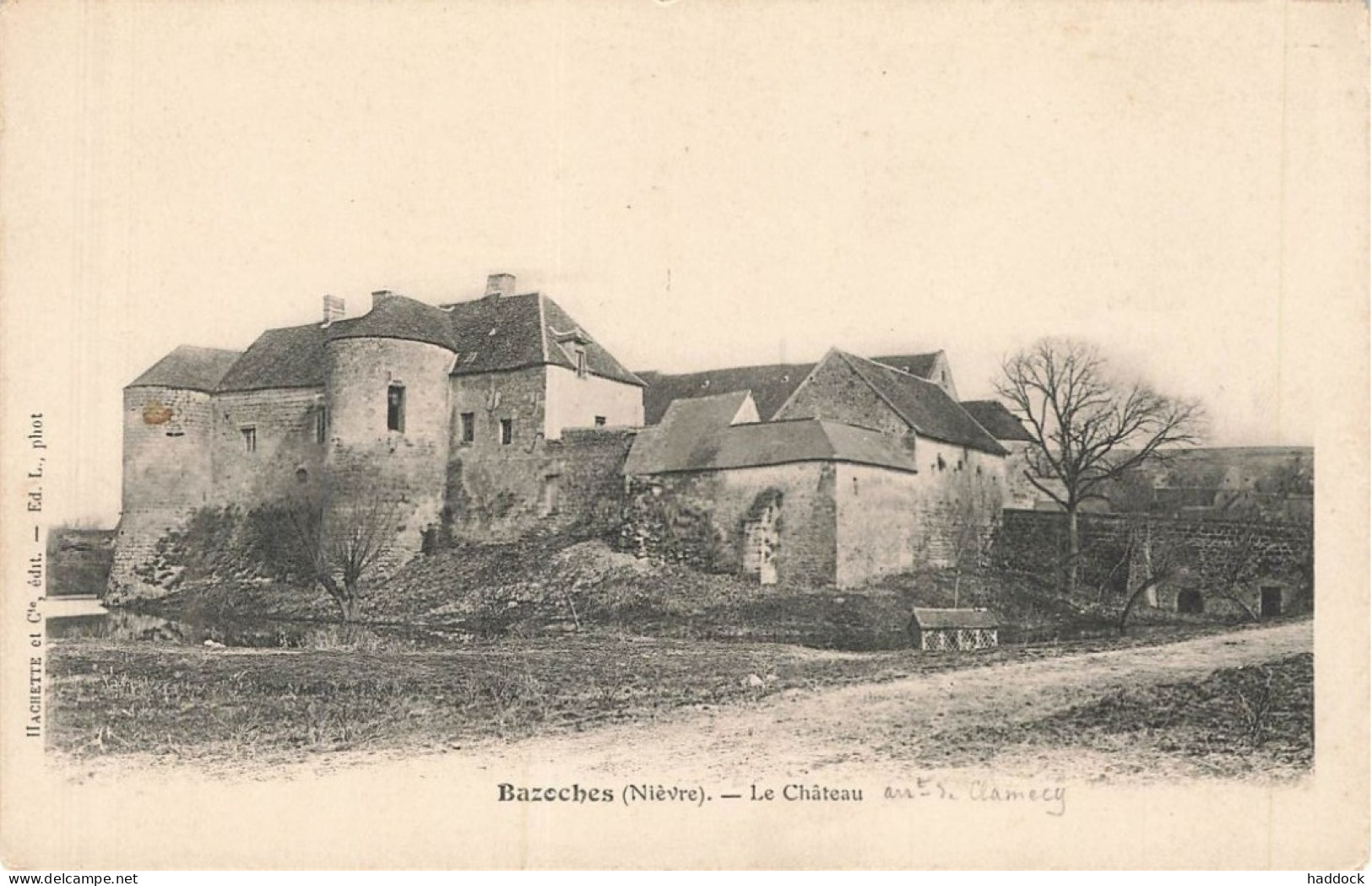 BAZOCHES : LE CHATEAU