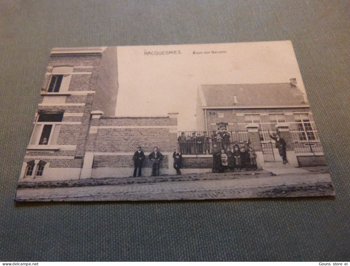 BC14-45 Cpa Hacquegnies école des garçons