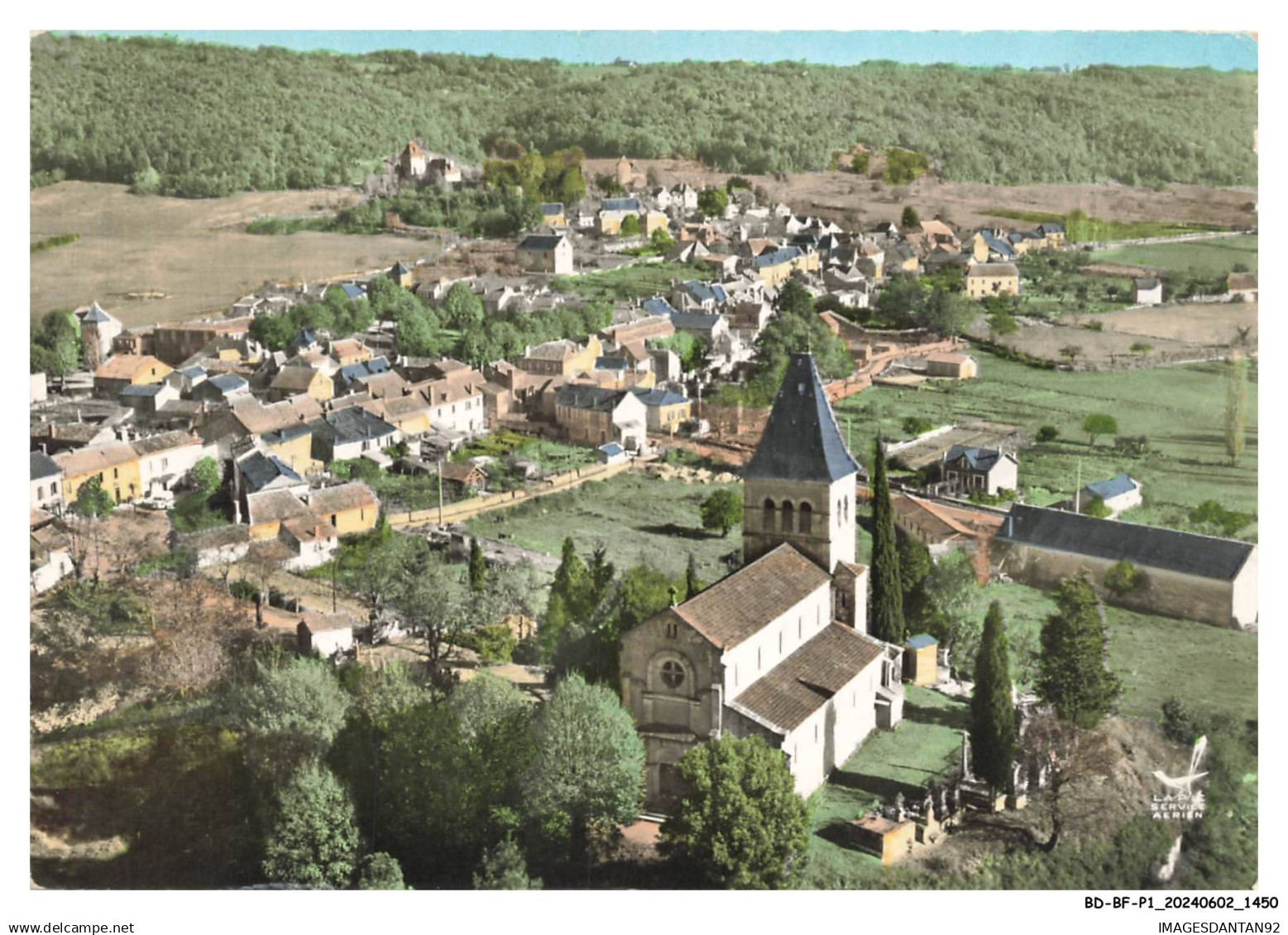 BD-BFP1-0726-46 - EN AVION AU-DESSUS DE CAZALS - Notre-Dame de Cazals et vue generale