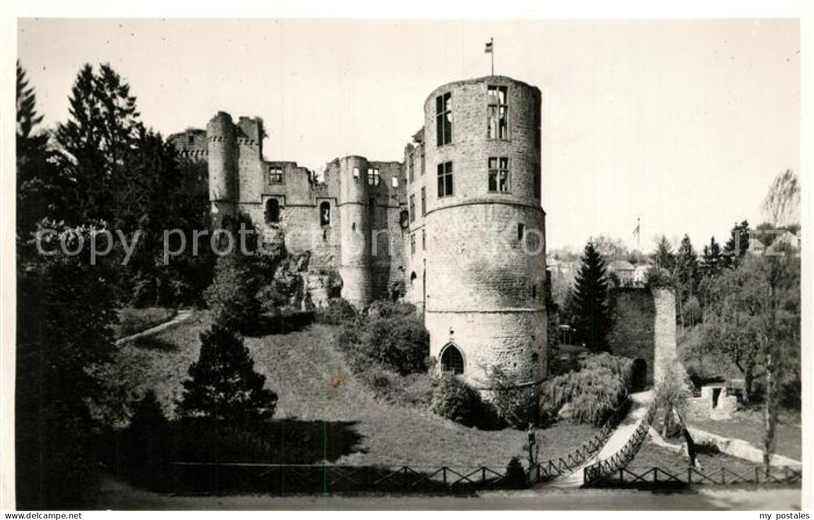 Beaufort Befort Luxembourg Chateau