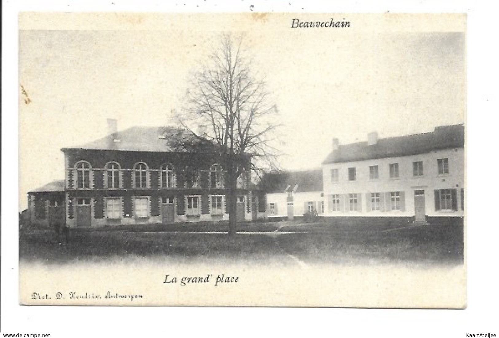 Beauvechain - La grand'place.