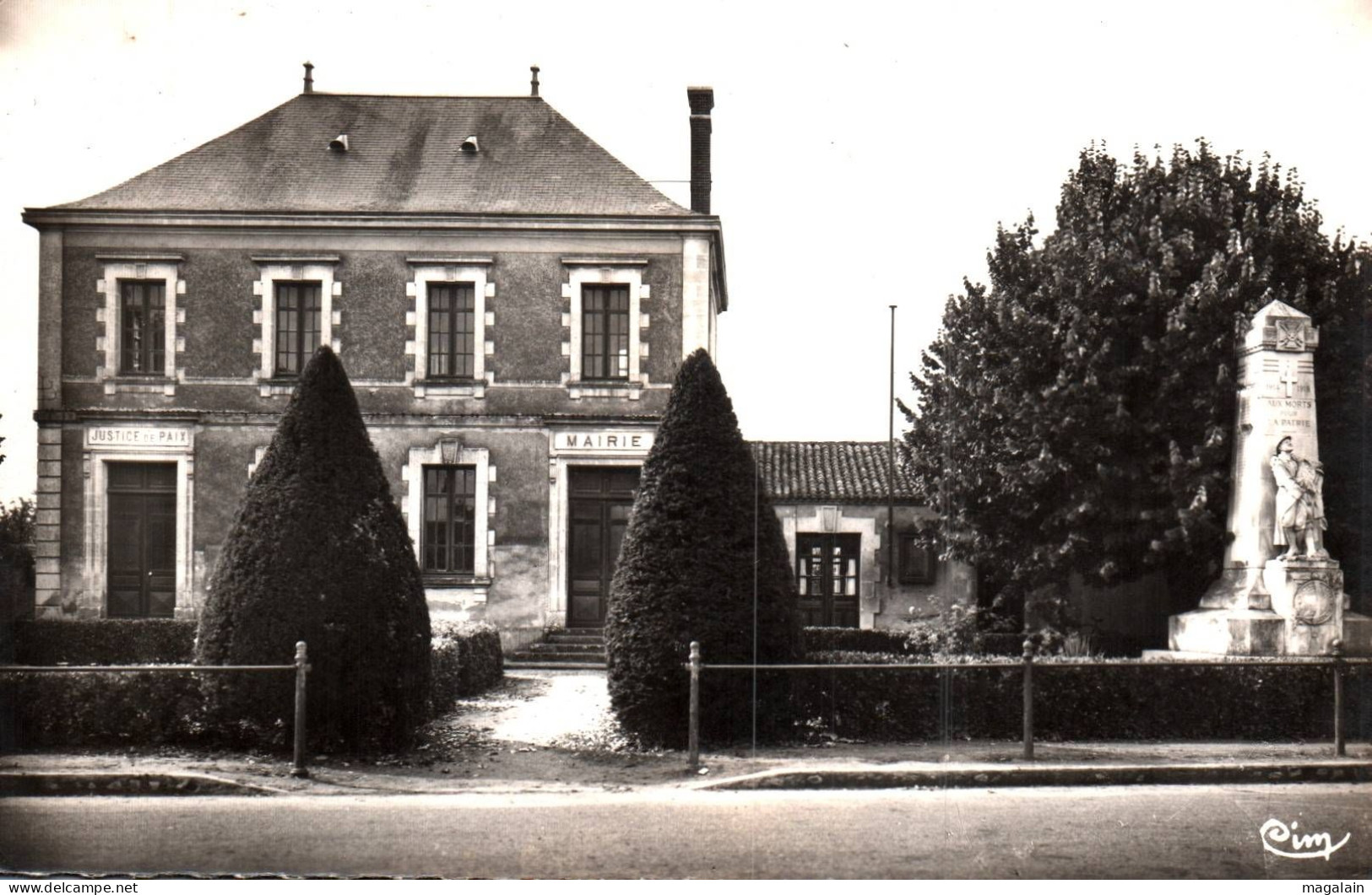 Beauvoir sur Mer : mairie (cpsm)