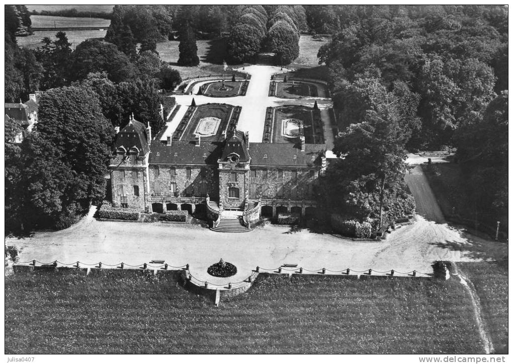 BECHEREL (35) cpsm vue aérienne du chateau