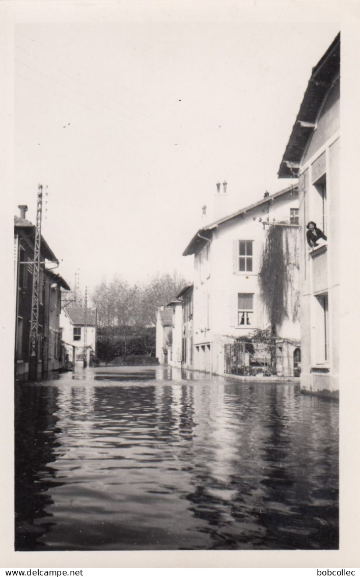 BEDARRIDES (Vaucluse): Photo innondations - A situer