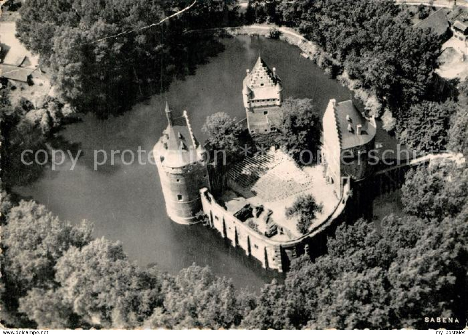 Beersel Fliegeraufnahme Chateau