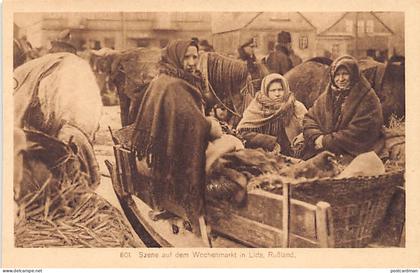 Belarus - LIDA - Scene on the weekly market