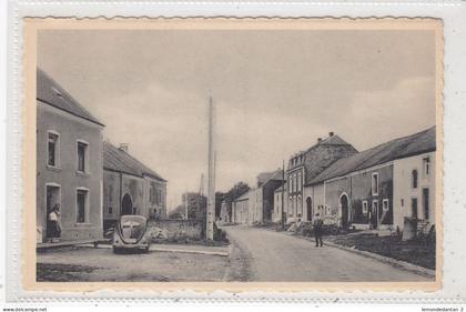 Thiaumont. Rue du village. *