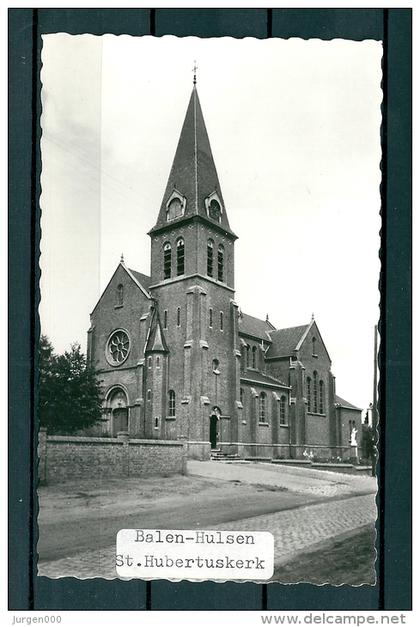 BAELEN: St Hubertuskerk, niet gelopen postkaart (Uitg Moons) (GA18825)