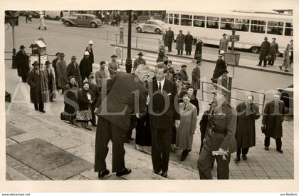 Postcard / ROYALTY / Belgique / prince Albert / prins Albert / 1959 / la Bourse / Bruxelles