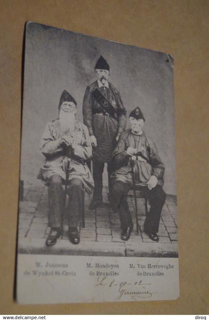 RARE,Buxelles, 3 Bruxellois, 1902,belle carte pour collection