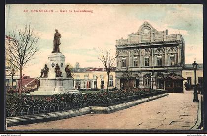 AK Brüssel / Bruxelles, Gare du Luxembourg, Denkmal vor dem Bahnhof