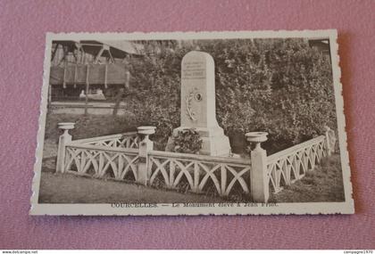 CPA - COURCELLES - LE MONUMENT ELEVE A JEAN FRIOT