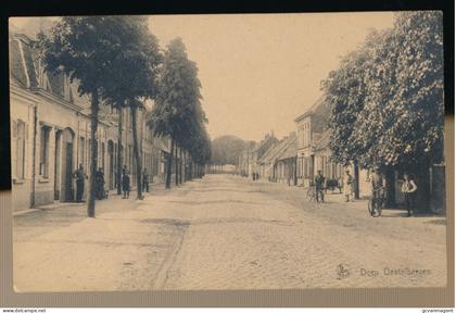 DESTELBERGEN        DORP