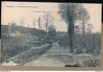 HOEILAART.  SUR LA ROUTE D'OVERYSSCHE