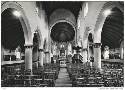 Ravels :  binnenzicht kerk St. Servatius  ( groot formaat   )