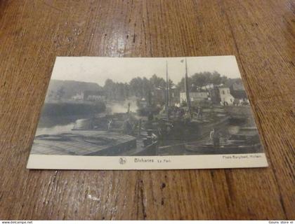 BC17-54 Cpa Brunehaut Bléharies le port péniche