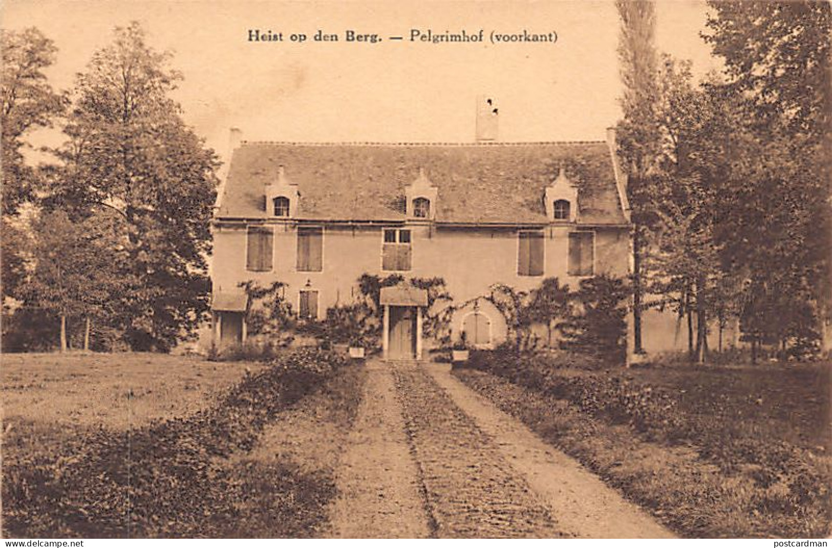 België - HEIST-OP-DEN-BERG (Ant.) Pelgrimhof (voorkant)