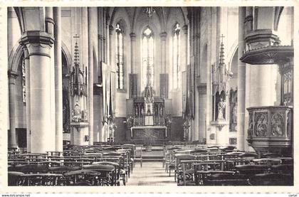 BERNISSART - L'intérieur de l'Eglise.