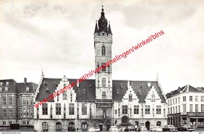 Stadhuis met Belfort - Dendermonde
