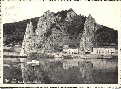 Dinant Wallonie Rocher Bayard et canots Sarcelles