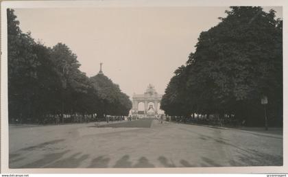 BRUXELLES   FOTO 11 X 6,5 CM    HISTORICHE STOET - EEUWFEEST BOGEN TRIBUNE