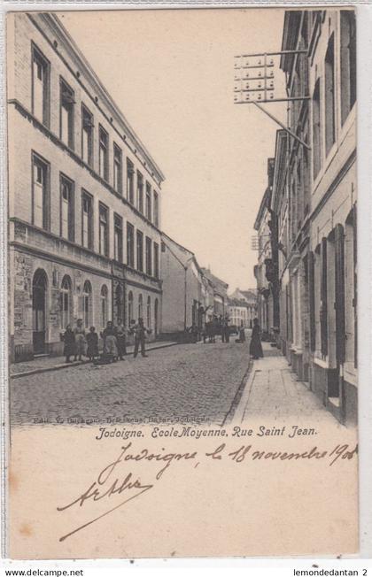 Jodoigne. Ecole Moyenne, Rue Saint-Jean. *