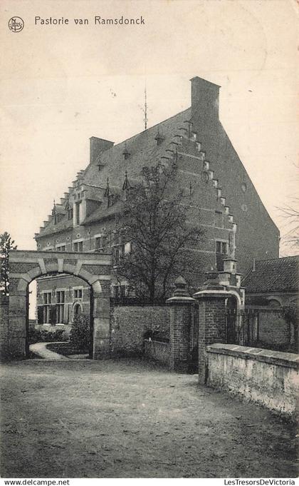 BELGIQUE - Ramsdonck -  Pastorie - Presbytère - Bâtiment - Jardin - Flèche - Lucarne - Ed Nels - Carte postale ancienne