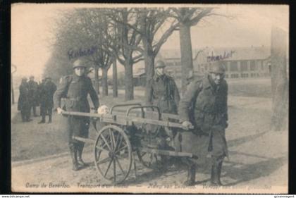 LEOPOLDSBURG CAMP DE BEVERLOO  VERVOERVAN EENE GEWONDEN