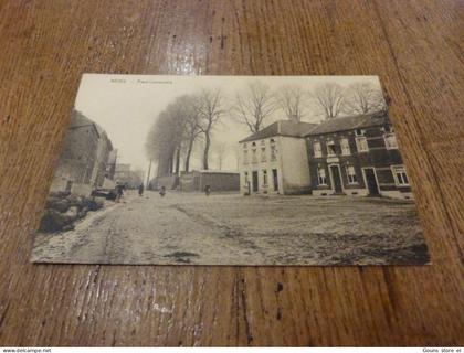 BC17-53 Cpa Les Bons Villers Rêves Place communale