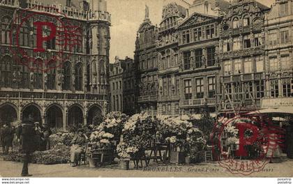 BELGIQUE. BELGICA. BRUSELLES, BRUSELAS, GRAND PLACE. MARCHE AUX FLEURS.
