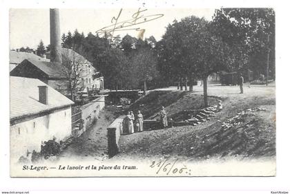 Saint-Leger - Le lavoir et la place du tram.