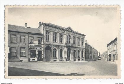 CPA SENEFFE Maison communale et tribunal