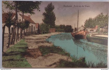 STEKENE     ZICHT OP DE VAART