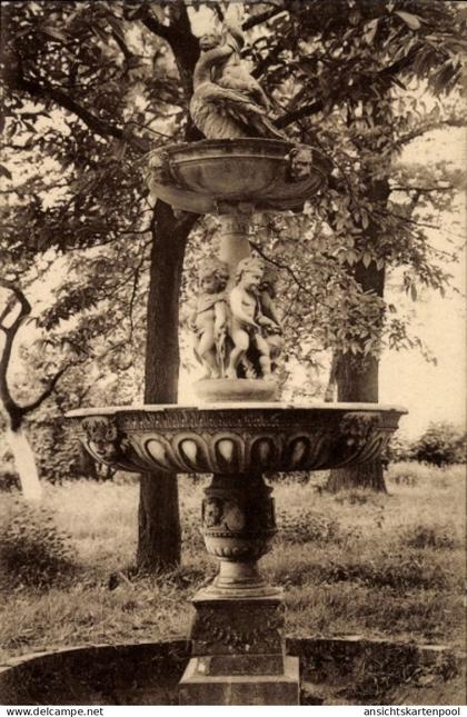 CPA Lennik Brabant flamand, Château de Gaasbeek, Fontaine italienne